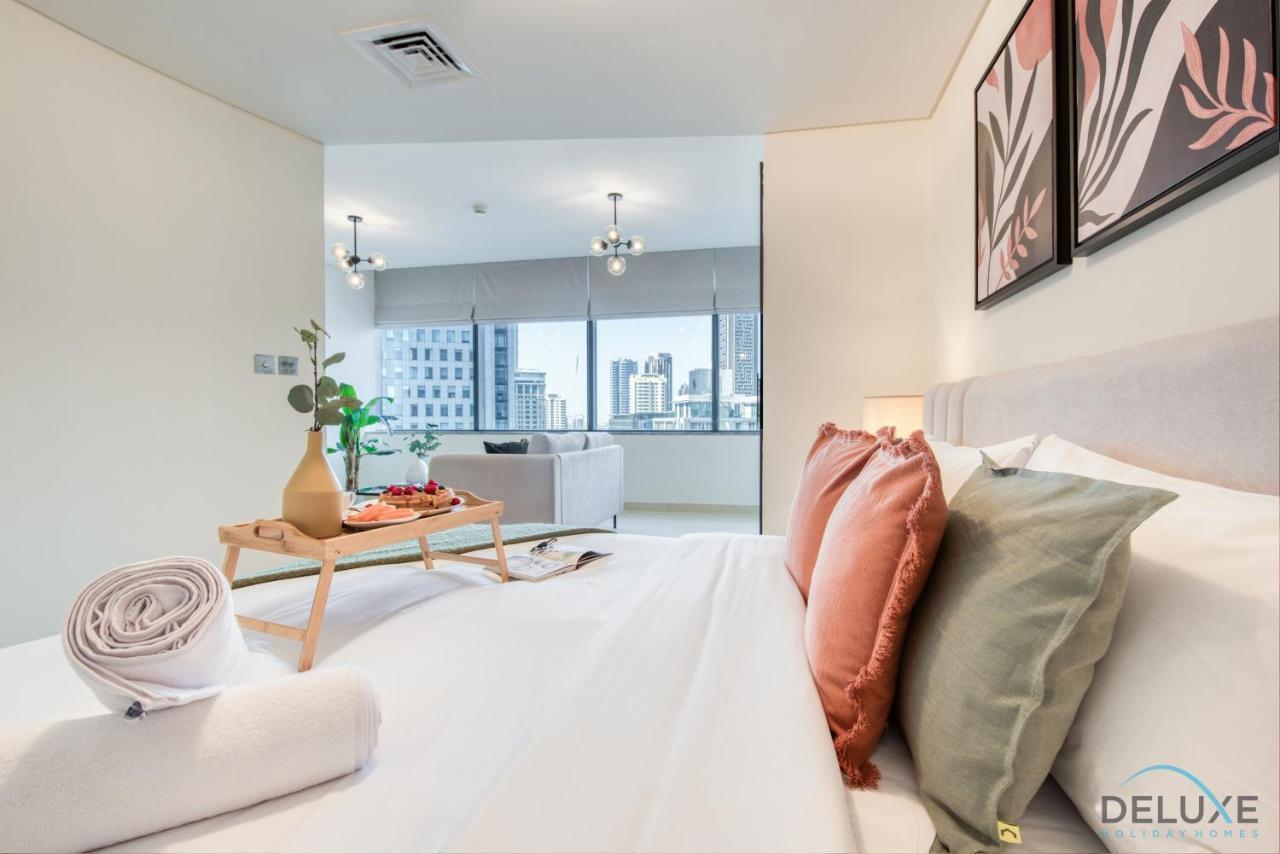 Unbeatable Rate Stylish 1Br With Balcony Near Metro By Deluxe Holiday Homes Dubai Luaran gambar