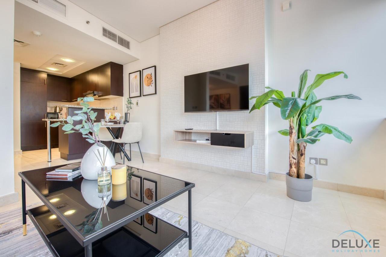 Unbeatable Rate Stylish 1Br With Balcony Near Metro By Deluxe Holiday Homes Dubai Luaran gambar