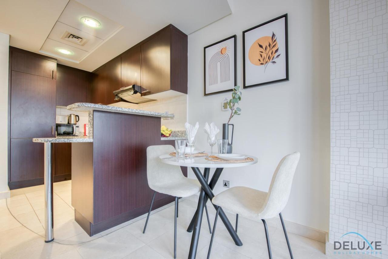 Unbeatable Rate Stylish 1Br With Balcony Near Metro By Deluxe Holiday Homes Dubai Luaran gambar